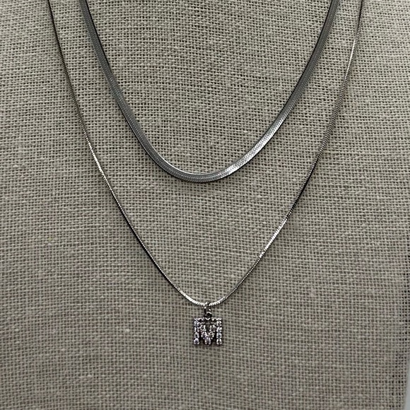 Letter Initial Necklaces, Double Layer Initial Pendant Necklaces - Picture 7 of 10